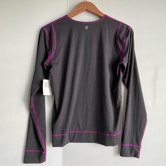 🆕 Athleta Charcoal Rash guard Top with Magenta Trim swim shirt NWT - Picture 4 of 9